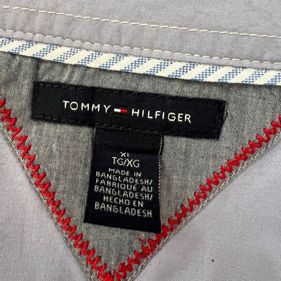 💙 Tommy Hilfiger Light Blue Cotton Button-Down Shirt - Classic & Versatile - Picture 4 of 11